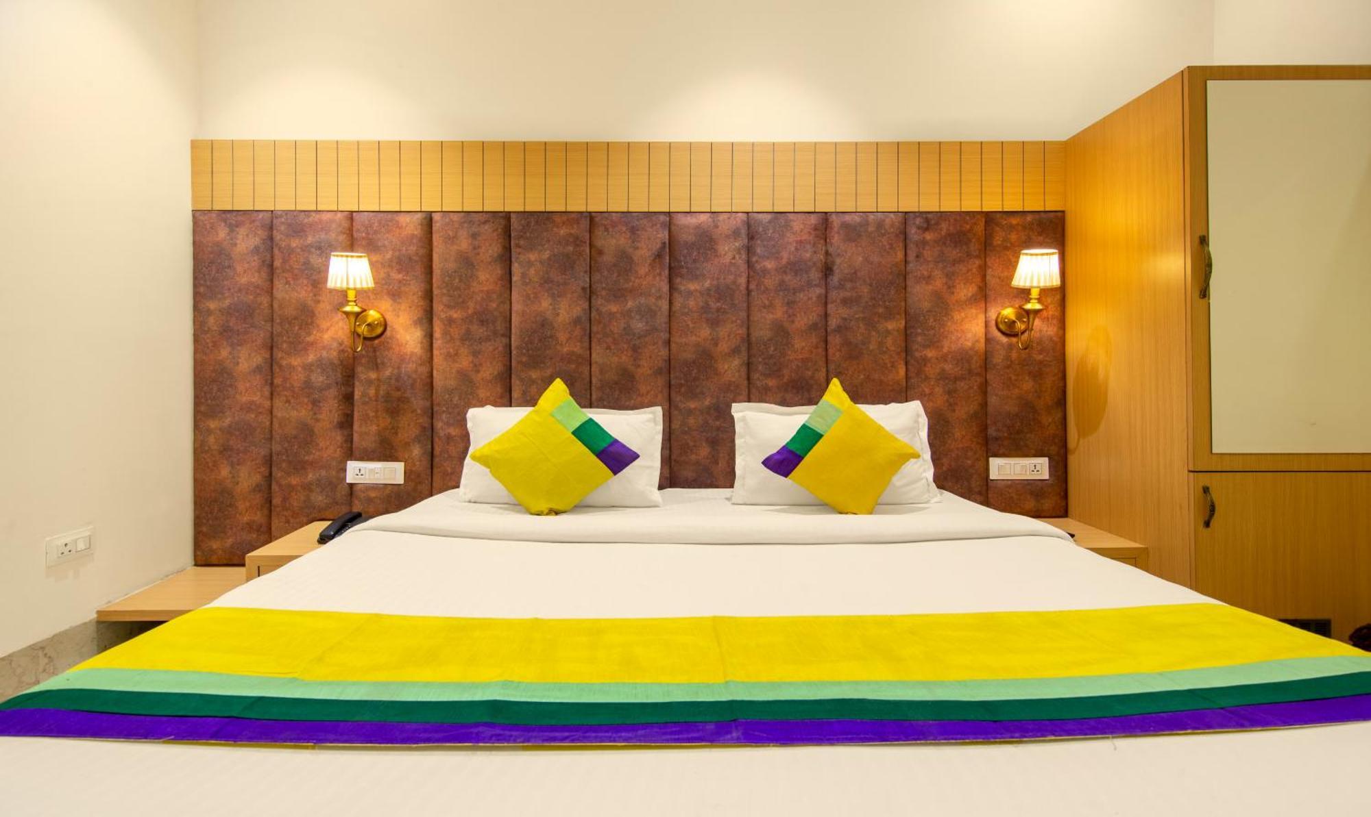 Itsy Hotels Sehdev Residency, Near Golden Temple Амрітсар Екстер'єр фото